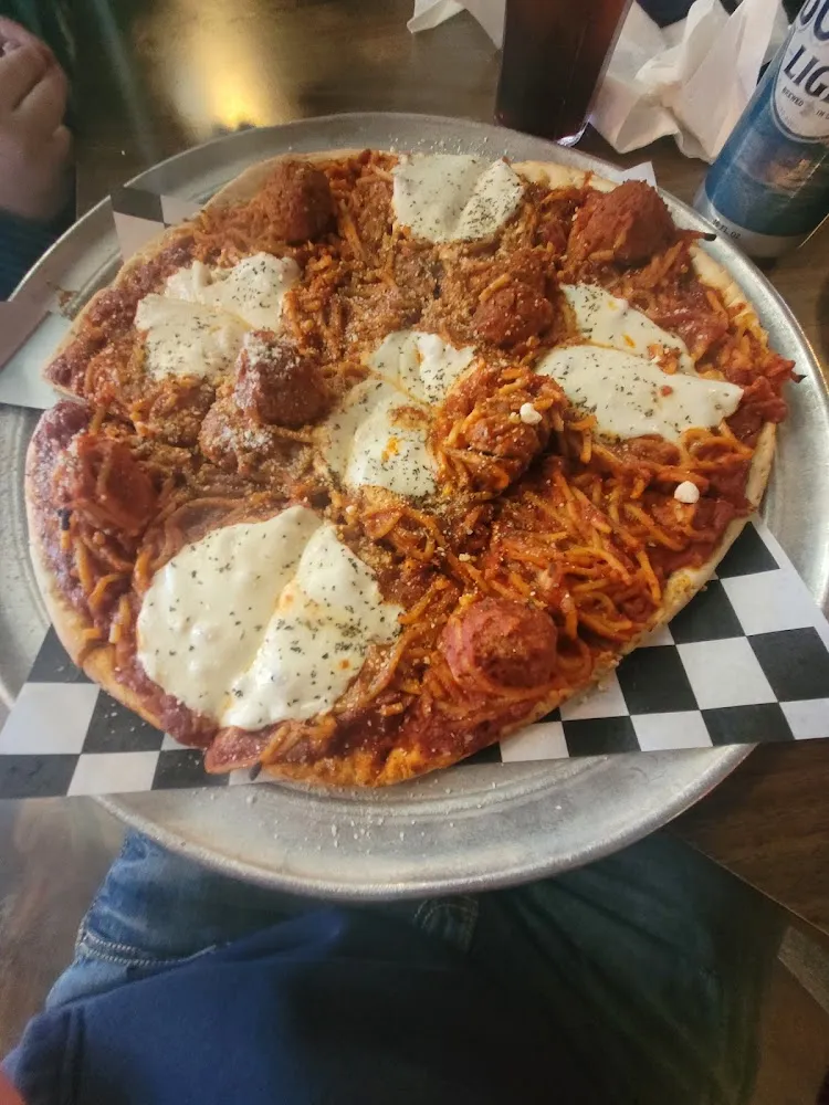Spaghetti with Meatballs Pizza